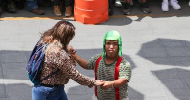 Locatarios llevan baile al Centro Histórico de Metepec con Medio Metro