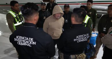 Cumplimentan orden de aprehensión contra “El Abuelo”; ingresa a prisión del Altiplano