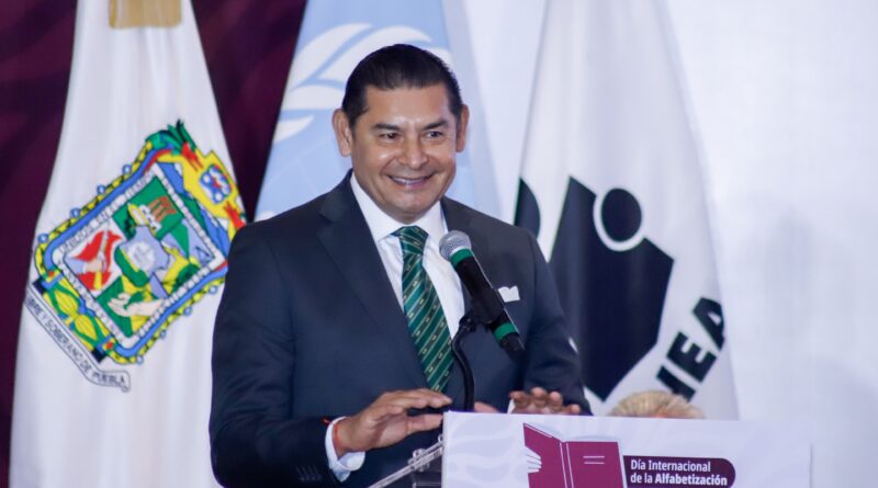 Con la presidenta Sheinbaum, México levantará la Bandera Blanca: Mario Delgado