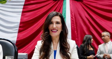 Kenia López Rabadán representará al Congreso en el aniversario de los Niños Héroes