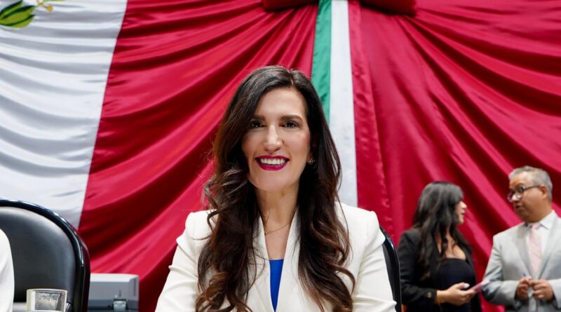 Kenia López Rabadán representará al Congreso en el aniversario de los Niños Héroes