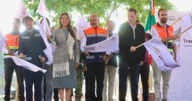 Libia Dennise da banderazo de inicio de obras de Tren Querétaro-Irapuato