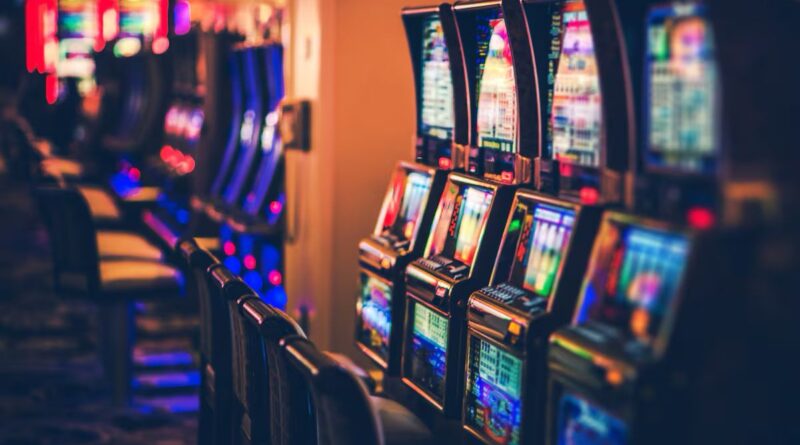 Cancela gobierno 13 casinos por lavado de dinero