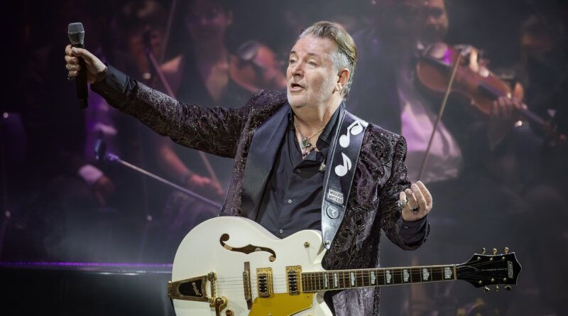 El icono del rock argentino, Miguel Mateos, estará en la Ciudad de México para festejar 40 años del disco Solos en América El icono del rock argentino, Miguel Mateos, estará en la Ciudad de México para festejar 40 años del disco Solos en América