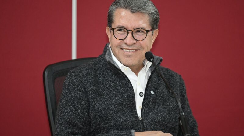 Ricardo Monreal pide posponer unos días discusión y aprobación del dictamen sobre revocación de mandato