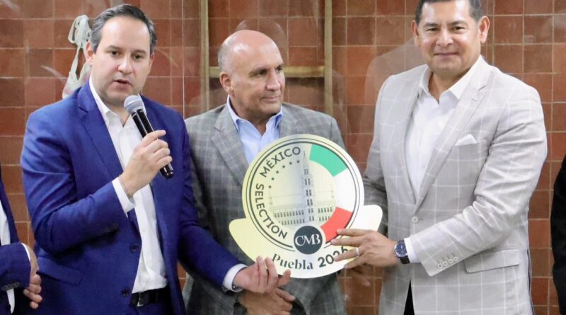 Con identidad y calidad, mezcal poblano se posiciona a nivel internacional