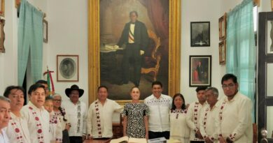 Benito Juárez vive en la 4T: Claudia Sheinbaum en el 220 Aniversario de su Natalicio; reconoce a Margarita Maza como Primera Embajadora Histórica de México