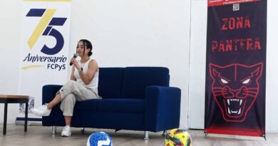 Katia Itzel García primera árbitra central mexicana en un Mundial de futbol varonil