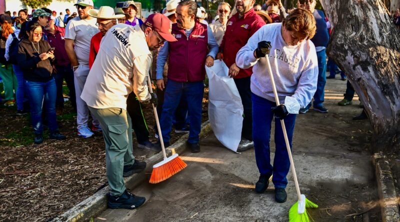 Gobernadora Delfina Gómez encabeza jornada “Limpiemos nuestro EDOMÉX” en Periférico Norte