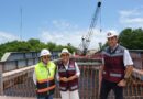 Recorre Mara Lezama reconstrucción del puente de Subteniente López, obra que avanza al 37%