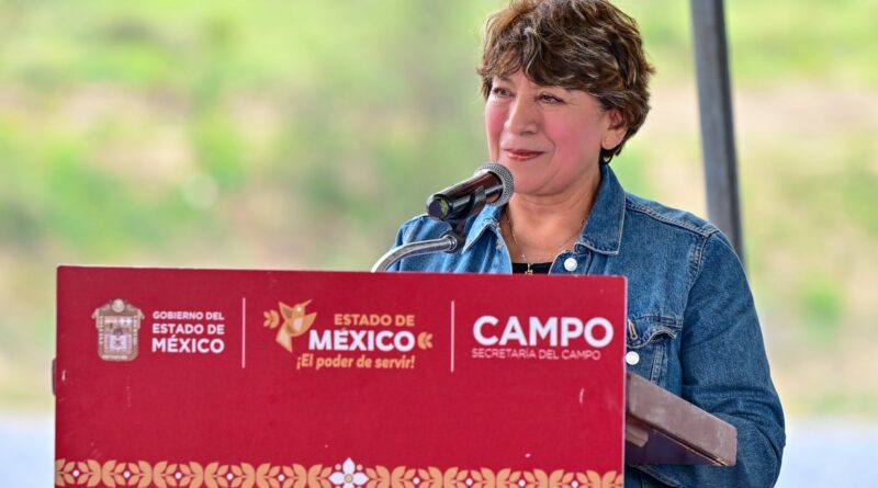 Delfina Gómez invierte en infraestructura para almacenar más de 50 millones de litros de agua en Texcoco; beneficia a productores de flor