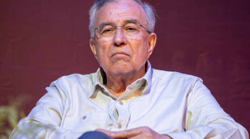 Retoma Rocha Moya gubernatura; “decisión personal”: Segob y Morena