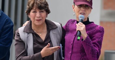 Con inversión de 50 mdp, Claudia Sheinbaum y Delfina Gómez inauguran Centro de Bachillerato Tecnológico Agroindustrial Con inversión de 50 mdp, Claudia Sheinbaum y Delfina Gómez inauguran Centro de Bachillerato Tecnológico Agroindustrial