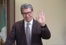 Acuerdo para restringir el uso de celulares y otros aparatos electrónicos en las escuelas debe plasmarse en la ley: Ricardo Monreal Acuerdo para restringir el uso de celulares y otros aparatos electrónicos en las escuelas debe plasmarse en la ley: Ricardo Monreal