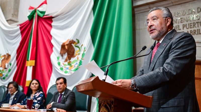 Nuevas clínicas, hospitales y 400 mil escrituras para regularizar viviendas en EdoMéx, anuncia Secretario Horacio Duarte en su comparecencia Nuevas clínicas, hospitales y 400 mil escrituras para regularizar viviendas en EdoMéx, anuncia Secretario Horacio Duarte en su comparecencia