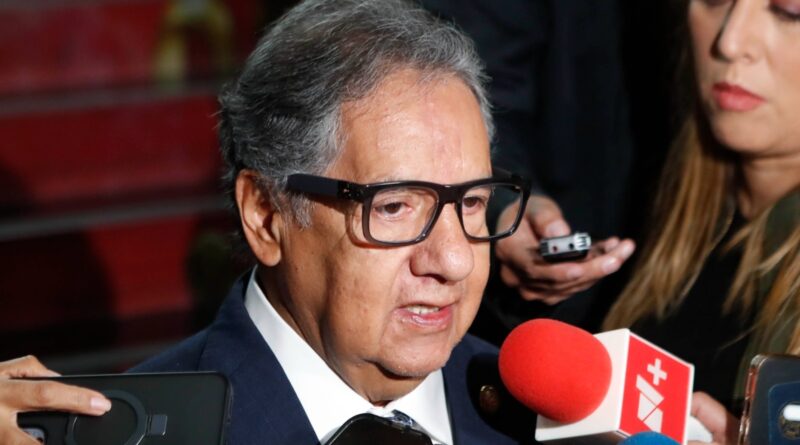 Confía Higinio Martínez en que aumento salarial ayude a resolver conflicto en el IMSS